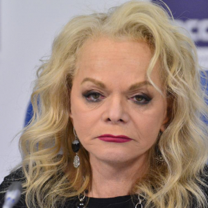 Крик души: Лариса Долина рассказала о сложных отношениях со строгой матерью