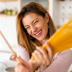 Первое правило умной хозяйки – не выливать воду от макарон. Вот почему